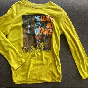 old Navy Kids Graphic Long Sleeve Shirt